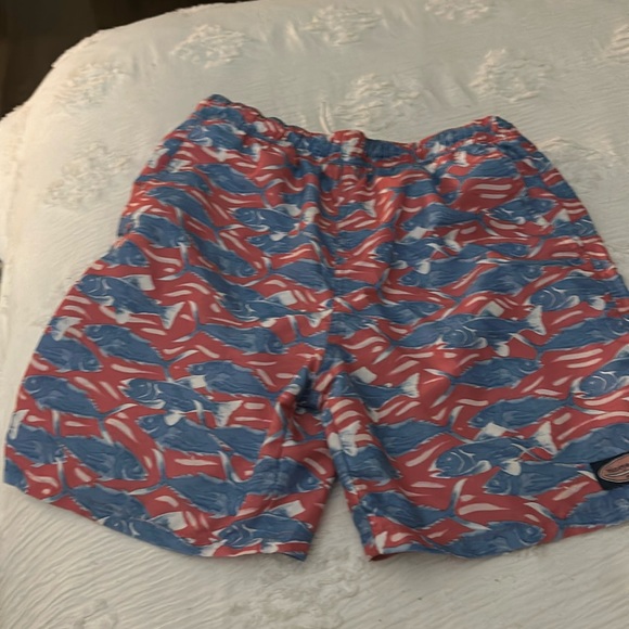 Great Condition Vineyard Vines Swim Trunks - Picture 1 of 3